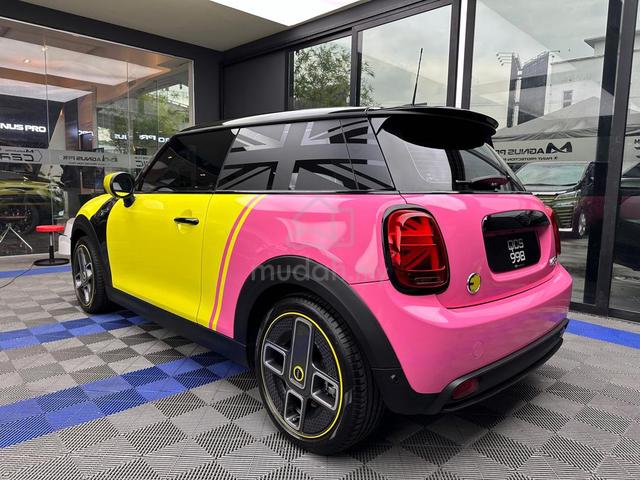 Mini Cooper SE 🚗✨Tip Top Condition, One-of-a-Kind - 3