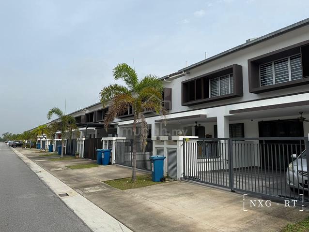 Partial Furnished Double Storey House@ Starling Telok Panglima Garang 1