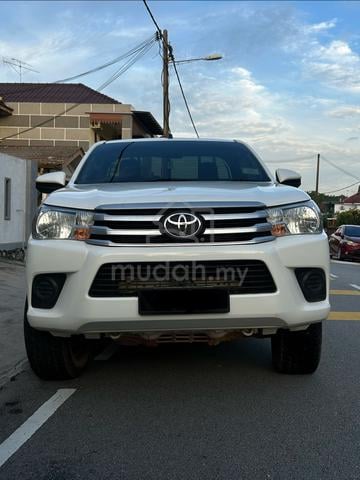 2019 Toyota HILUX 2.4 FACELIFT (M) - 1