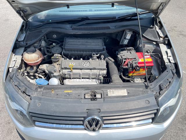 Volkswagen POLO 1.6 AUTO HATCHBACK ORIGINAL COND - 5