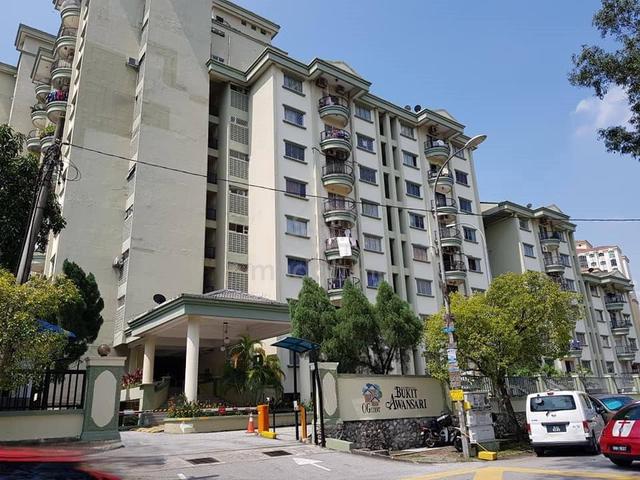 Bukit Awansari (OG Court) 1