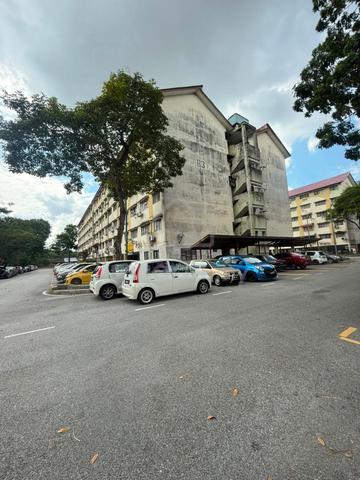 Flat PKNS Seksyen 24 Shah Alam 1