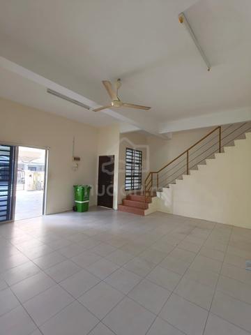 2 Storey End Lot House For Rent | Lrg Galing, Kuantan 1