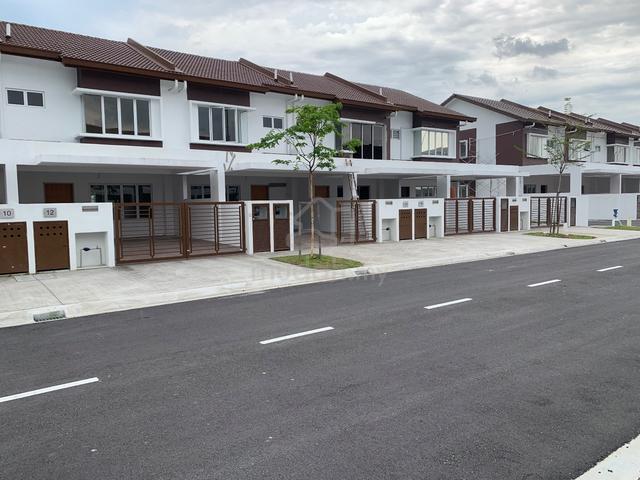 2-storey Terraced House for Sale, 4 Bedroom, 1400 sq.ft, Semenyih ...