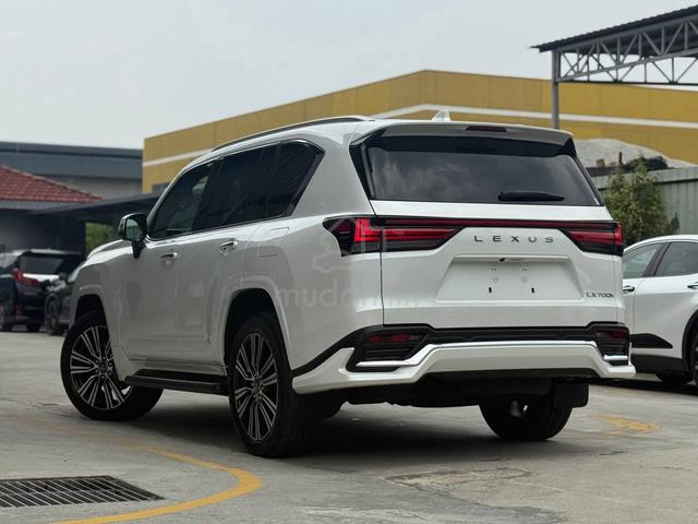 2025 Lexus LX700 3.4 H (A) JAPAN RECOND NEW CONDI - 2