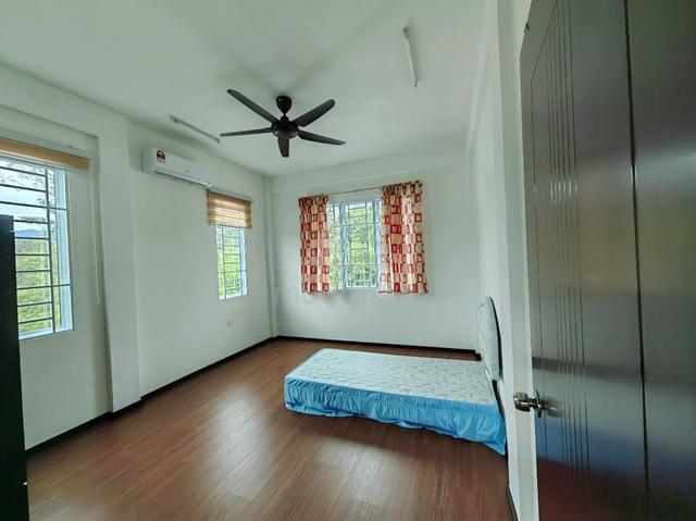 Room for rent Sarawak Serian 1
