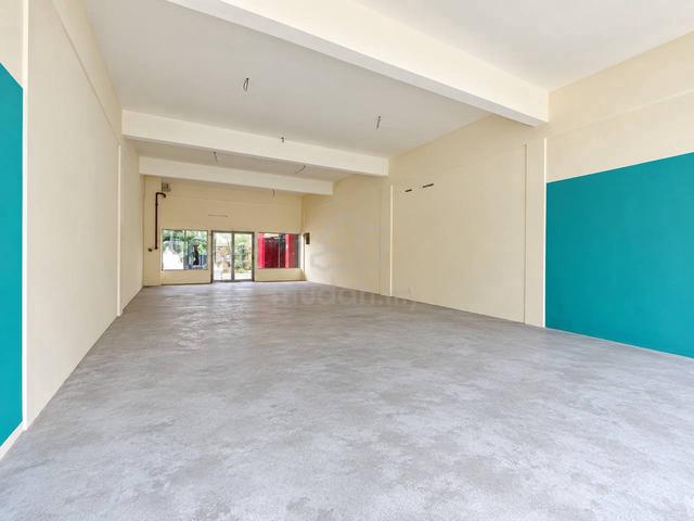 Ground Floor Shoplot High Traffic Bukit Jelutong for rent 1