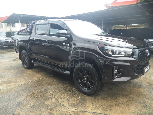 2020 Toyota HILUX 2.8 BLACK EDITION (A) - 3