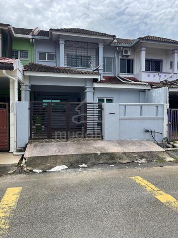 RENOVATED Indera Mahkota 2 Tmn Kota Ria Double Storey Terrace Kuantan 1