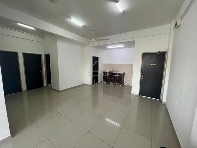 Taman Bukit Inai Apartment (Nilai) 1