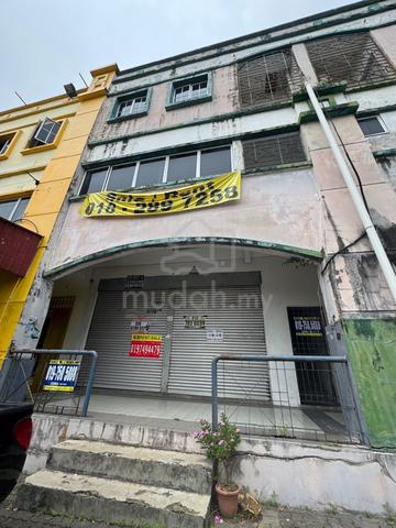 Direct Owner Ground Floor / Tingkat Bawah @ Seri Alam 1