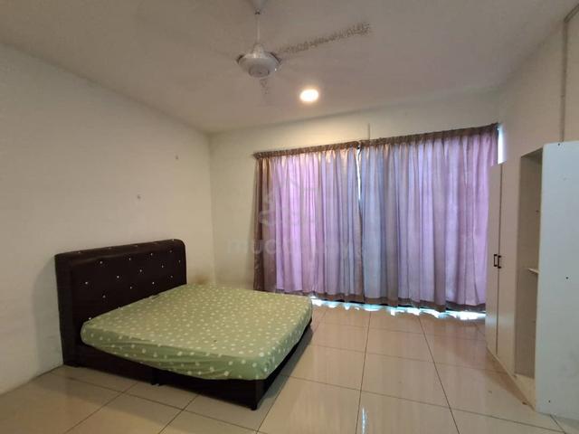 Bilik Master LELAKI, Free Api & Air, Kota Warisan, Saujana KLIA,Sepang 1