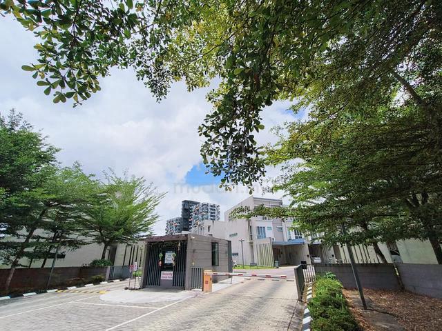 Arcedemia Lane - next to Unimas 1