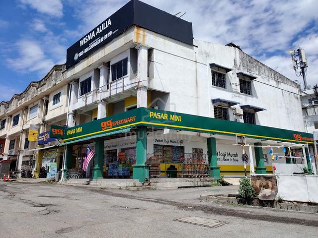 Desa Karunmas, Balakong Jaya / Kajang, Selangor / 2.5 Storey Shoplot 1