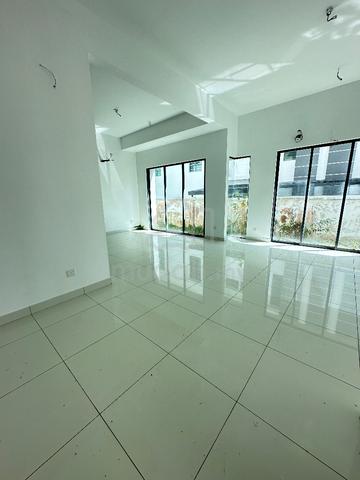 3 storey semi D 3500sf Isle of Palm @ Setia Pearl island 1