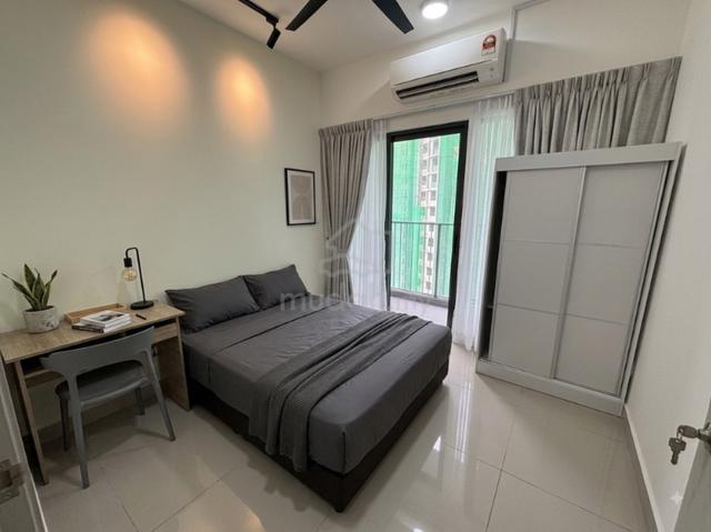 ROOM FOR RENT BESIDE MRT KEPONG AREA l NEW UNIT 1