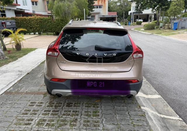 2015 Volvo V40 2.0 CROSS COUNTRY T5 (A) - 4