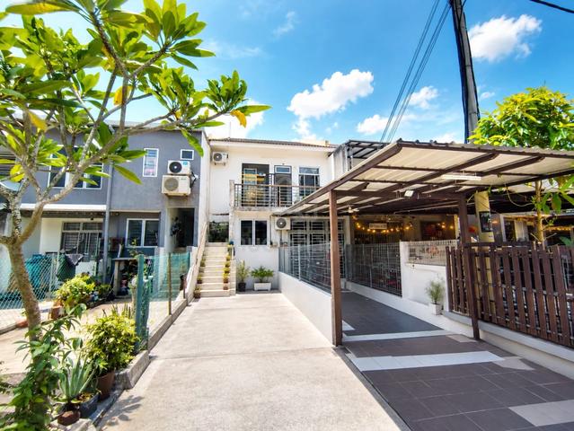 Townhouse Cantik Taman Sierra Perdana Masai Pasir Gudang 1