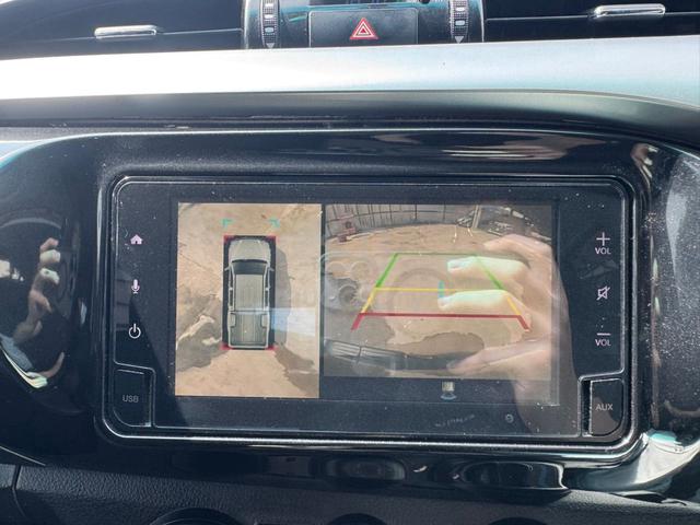TOYOTA HILUX 2.4L V (A) NEW MODEL FULL Spe'c - 3