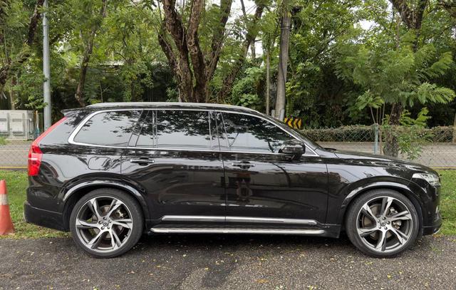 2017 Volvo XC90 2.0 T8 TWIN ENGINE (CKD) (A) - 2