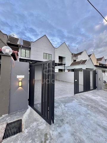 Permas Jaya @ Masai / Double Storey Terrace / Fully Extended / Reno 1