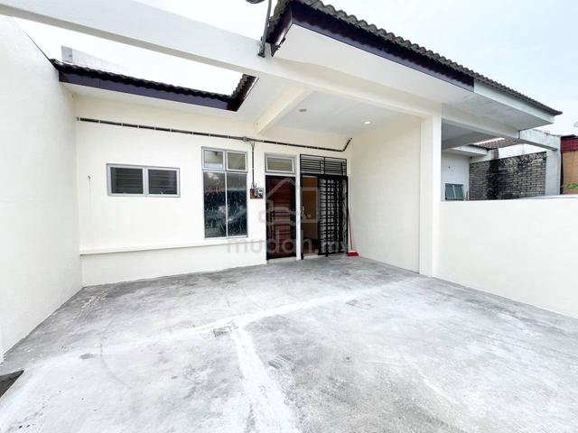 REFURBISHED UNIT! Single Storey Terrace Sp8, Bandar Saujana Putra 1