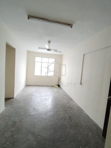 Flat Bukit Indah 1