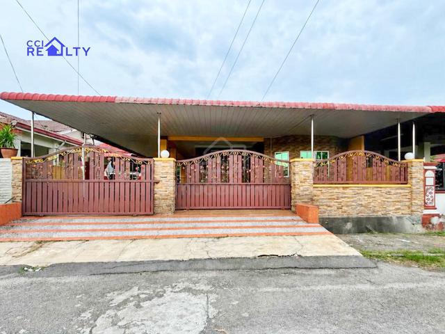 Semi D Fully Renovated Extended Taman Kelisa Ria Facing Open 1