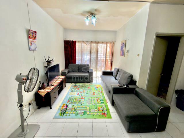 Pangsapuri Sutera Apartment (Kajang) 1