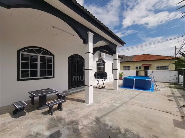 Homestay Cantik Ssth Corner Lot Cantik di Tambun Bercham Ipoh 1