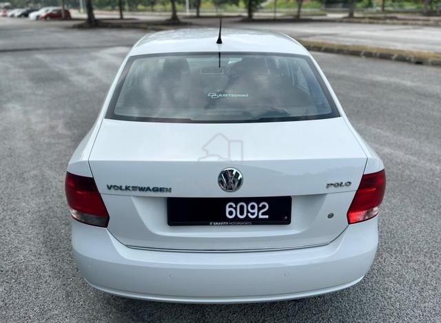 2016 Volkswagen POLO 1.6 (A) FACELIFT SEDAN VENTO - 5