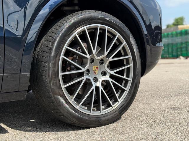 PLATINUM EDITION 34k KM 2023 Porsche CAYENNE 3.0 - 4