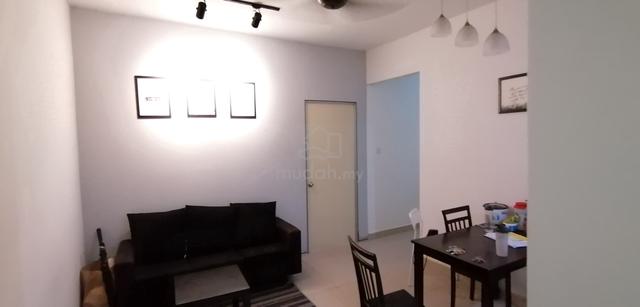 Single Room for Female Unit at SuriaMas 5