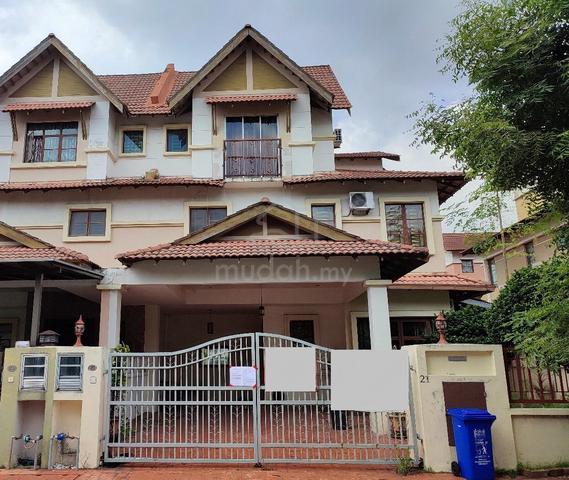 2.5 Semi-D House Taman Bunga Negara Shah Alam 1