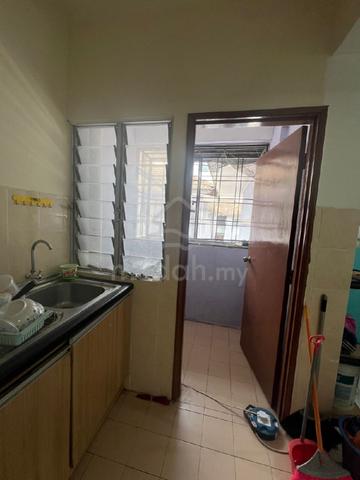 apartment melur 1