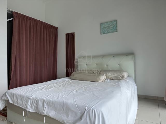 Fully Furnished Selangor Petaling Jaya Room For Rent 1