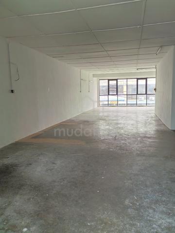 1st floor Shop lot @Permatang tinggi 1