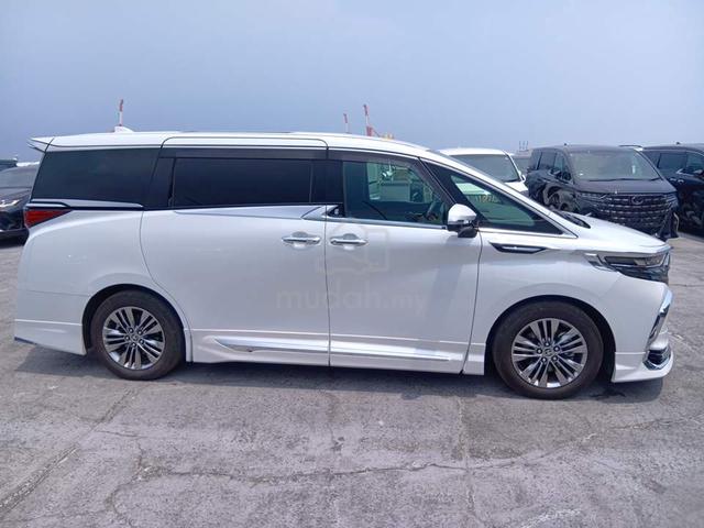 2024 BOOKNOW Modellista Toyota ALPHARD 2.5 Z - 4