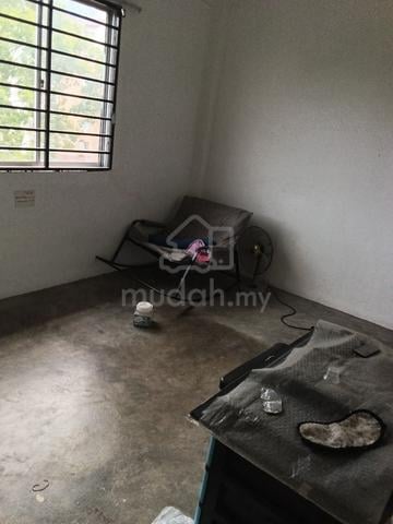 Room to let 1