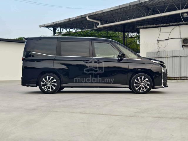 2023 Toyota VOXY 2.0 S-Z (A) 27K KM - 2