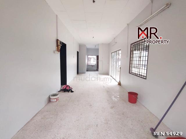 CORNER LOT Single Storey Terrace House Bandar Amanjaya FOR SALE 1