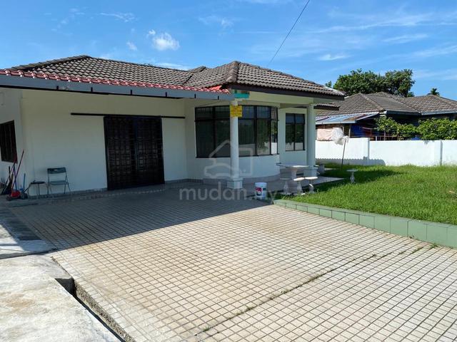 Rumah Sewa Bukit Beruntung 1