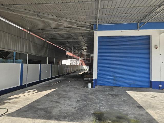 Desa Cemerlang 1.5 Storey Semi-Detached Fact For Rent 1