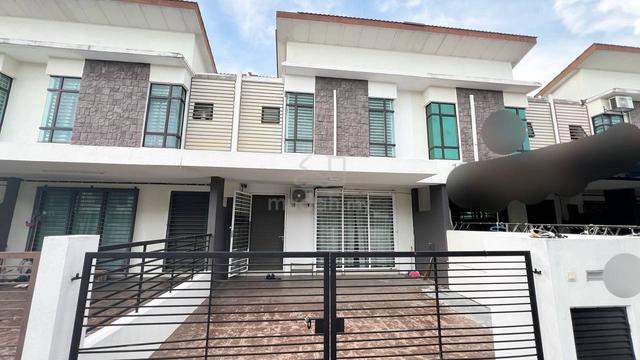 2 Storey Terrace Saujana KLIA @ Sepang 1