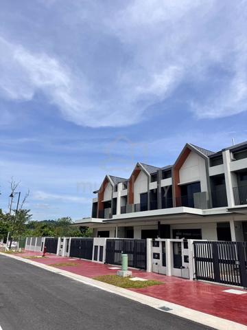 Irama Villa 4 @ Bandar Kinrara, Freehold, Brand New, Super Cheap 1