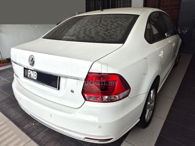 2017 Volkswagen VENTO 1.6 COMFORTLINE (A) - 2