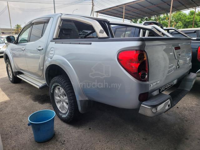 Mitsubishi TRITON 2.5 Deisel auto 4x4 tahun 2009 - 3