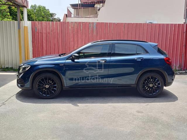 2019 MercedesBenz GLA200 1.6L (A) LOAN KEDAI IC SJ - 4