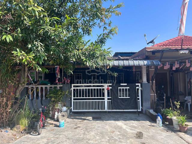 RENOVATED,3R2B Single Storey Taman Sri Medan,Telok Panglima Garang 1