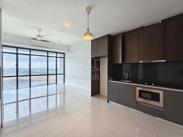 Grand Medini 1